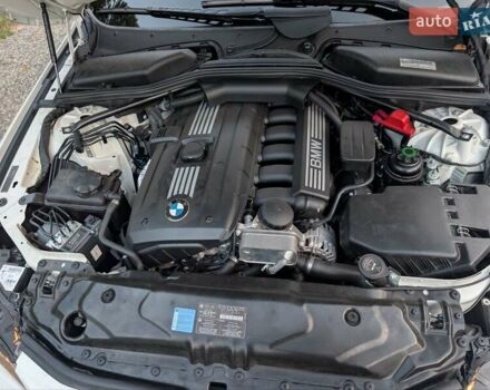 Білий БМВ 5 Серія, об'ємом двигуна 3 л та пробігом 54 тис. км за 14700 $, фото 37 на Automoto.ua