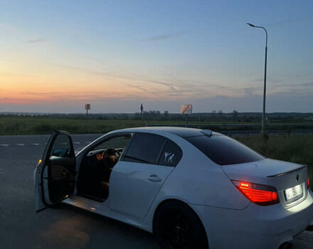 Белый БМВ 5 Серия, объемом двигателя 2.5 л и пробегом 337 тыс. км за 10300 $, фото 10 на Automoto.ua