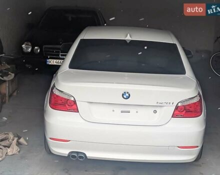 Білий БМВ 5 Серія, об'ємом двигуна 3 л та пробігом 54 тис. км за 14700 $, фото 46 на Automoto.ua