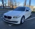 Белый БМВ 5 Серия, объемом двигателя 3 л и пробегом 306 тыс. км за 11200 $, фото 1 на Automoto.ua