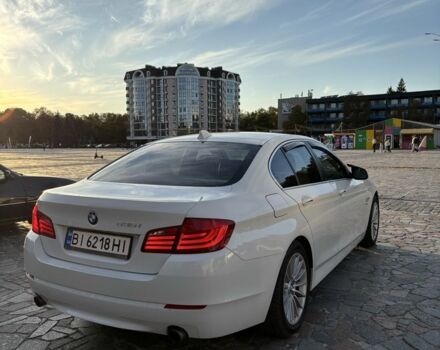 Белый БМВ 5 Серия, объемом двигателя 3 л и пробегом 286 тыс. км за 12500 $, фото 5 на Automoto.ua