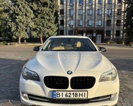 Белый БМВ 5 Серия, объемом двигателя 3 л и пробегом 286 тыс. км за 12500 $, фото 1 на Automoto.ua