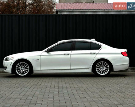 Белый БМВ 5 Серия, объемом двигателя 2.99 л и пробегом 280 тыс. км за 13600 $, фото 2 на Automoto.ua