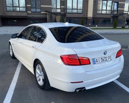 Белый БМВ 5 Серия, объемом двигателя 3 л и пробегом 306 тыс. км за 11200 $, фото 4 на Automoto.ua
