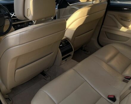 Белый БМВ 5 Серия, объемом двигателя 3 л и пробегом 286 тыс. км за 12500 $, фото 12 на Automoto.ua
