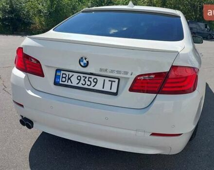 Белый БМВ 5 Серия, объемом двигателя 2.99 л и пробегом 181 тыс. км за 11300 $, фото 7 на Automoto.ua