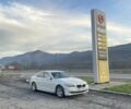 Білий БМВ 5 Серія, об'ємом двигуна 3 л та пробігом 300 тис. км за 9999 $, фото 1 на Automoto.ua