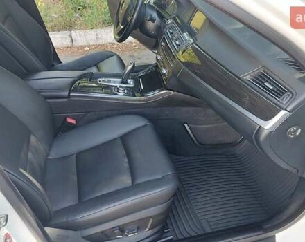 Белый БМВ 5 Серия, объемом двигателя 2.99 л и пробегом 181 тыс. км за 11300 $, фото 9 на Automoto.ua