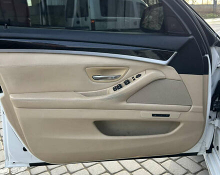 Белый БМВ 5 Серия, объемом двигателя 2.98 л и пробегом 295 тыс. км за 10999 $, фото 15 на Automoto.ua