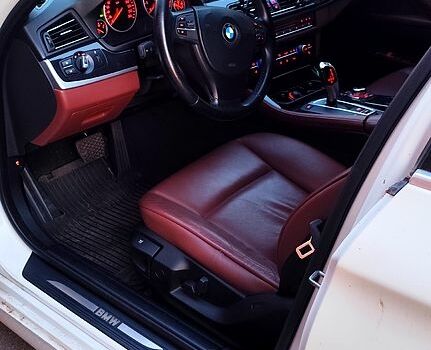 Білий БМВ 5 Серія, об'ємом двигуна 2.5 л та пробігом 223 тис. км за 10600 $, фото 6 на Automoto.ua