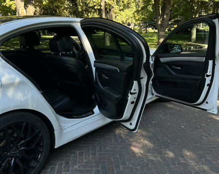 Білий БМВ 5 Серія, об'ємом двигуна 2.99 л та пробігом 233 тис. км за 17800 $, фото 11 на Automoto.ua