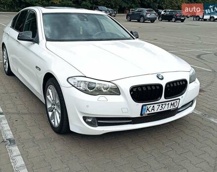 Белый БМВ 5 Серия, объемом двигателя 3 л и пробегом 248 тыс. км за 13850 $, фото 6 на Automoto.ua
