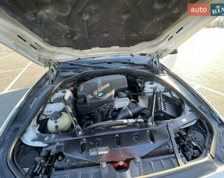 Білий БМВ 5 Серія, об'ємом двигуна 2 л та пробігом 272 тис. км за 14000 $, фото 17 на Automoto.ua