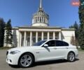 Белый БМВ 5 Серия, объемом двигателя 3 л и пробегом 99 тыс. км за 19500 $, фото 1 на Automoto.ua
