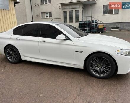 Білий БМВ 5 Серія, об'ємом двигуна 3 л та пробігом 133 тис. км за 15500 $, фото 5 на Automoto.ua