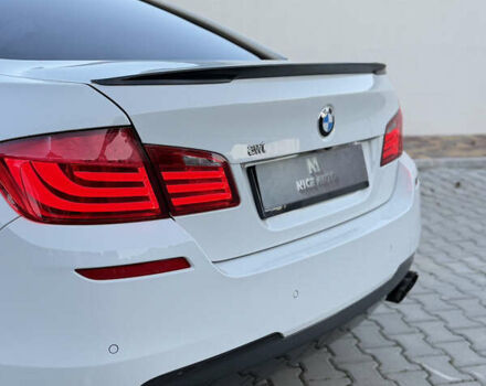 Белый БМВ 5 Серия, объемом двигателя 3 л и пробегом 229 тыс. км за 13300 $, фото 9 на Automoto.ua