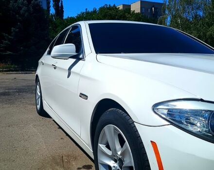 Білий БМВ 5 Серія, об'ємом двигуна 3 л та пробігом 200 тис. км за 12000 $, фото 7 на Automoto.ua