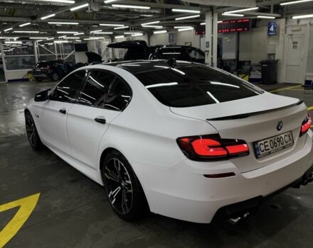 Белый БМВ 5 Серия, объемом двигателя 3 л и пробегом 190 тыс. км за 16600 $, фото 4 на Automoto.ua