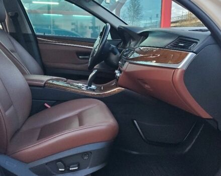 Белый БМВ 5 Серия, объемом двигателя 3 л и пробегом 242 тыс. км за 13000 $, фото 1 на Automoto.ua