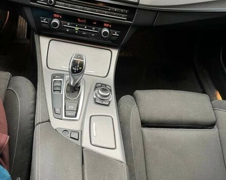 Білий БМВ 5 Серія, об'ємом двигуна 3 л та пробігом 133 тис. км за 15500 $, фото 8 на Automoto.ua
