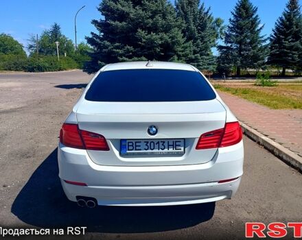 Білий БМВ 5 Серія, об'ємом двигуна 3 л та пробігом 200 тис. км за 12000 $, фото 4 на Automoto.ua