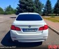 Білий БМВ 5 Серія, об'ємом двигуна 3 л та пробігом 200 тис. км за 12000 $, фото 4 на Automoto.ua