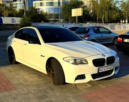 Белый БМВ 5 Серия, объемом двигателя 3 л и пробегом 210 тыс. км за 14000 $, фото 3 на Automoto.ua