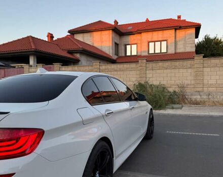 Белый БМВ 5 Серия, объемом двигателя 2.98 л и пробегом 217 тыс. км за 17999 $, фото 4 на Automoto.ua