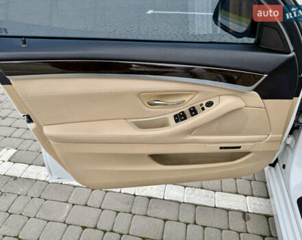 Белый БМВ 5 Серия, объемом двигателя 3 л и пробегом 222 тыс. км за 13500 $, фото 24 на Automoto.ua