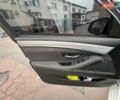 Білий БМВ 5 Серія, об'ємом двигуна 3 л та пробігом 133 тис. км за 15500 $, фото 12 на Automoto.ua