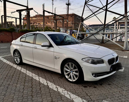 Белый БМВ 5 Серия, объемом двигателя 3.5 л и пробегом 265 тыс. км за 13900 $, фото 12 на Automoto.ua