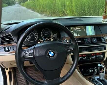 Белый БМВ 5 Серия, объемом двигателя 2 л и пробегом 200 тыс. км за 11800 $, фото 2 на Automoto.ua