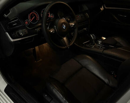 Білий БМВ 5 Серія, об'ємом двигуна 2 л та пробігом 194 тис. км за 16999 $, фото 12 на Automoto.ua