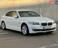 БМВ 5 Серия 2012 в Киеве на Automoto.ua Белый БМВ 5 Серия, объемом двигателя 2 л и пробегом 140 тыс. км за 15000 $, фото 5 на Automoto.ua