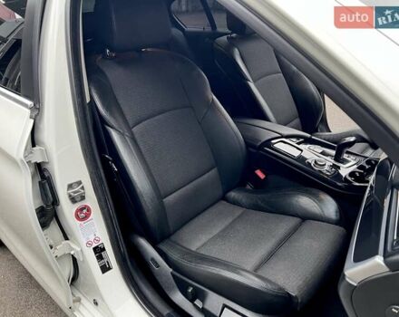 Білий БМВ 5 Серія, об'ємом двигуна 2 л та пробігом 183 тис. км за 13499 $, фото 29 на Automoto.ua