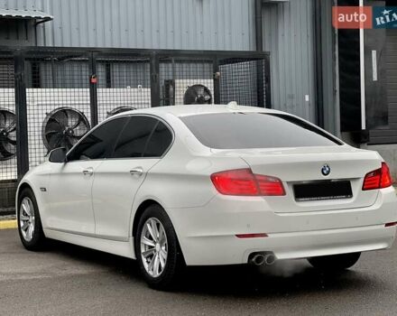 Білий БМВ 5 Серія, об'ємом двигуна 2 л та пробігом 183 тис. км за 13499 $, фото 10 на Automoto.ua