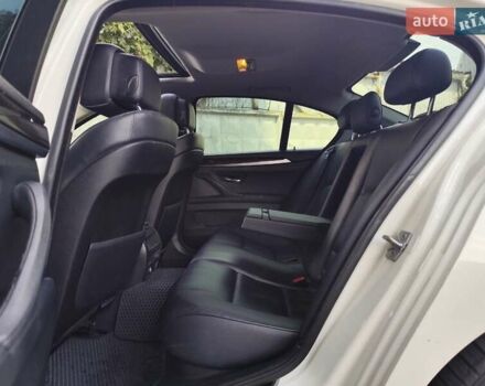 Білий БМВ 5 Серія, об'ємом двигуна 2 л та пробігом 288 тис. км за 11500 $, фото 18 на Automoto.ua