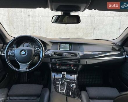 БМВ 5 Серия 2012 в Киеве на Automoto.ua Белый БМВ 5 Серия, объемом двигателя 2 л и пробегом 140 тыс. км за 15000 $, фото 16 на Automoto.ua