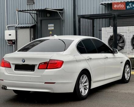 Білий БМВ 5 Серія, об'ємом двигуна 2 л та пробігом 183 тис. км за 13499 $, фото 11 на Automoto.ua