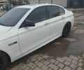 Белый БМВ 5 Серия, объемом двигателя 3 л и пробегом 210 тыс. км за 12500 $, фото 1 на Automoto.ua