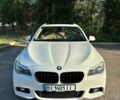 Белый БМВ 5 Серия, объемом двигателя 2.99 л и пробегом 220 тыс. км за 13000 $, фото 1 на Automoto.ua