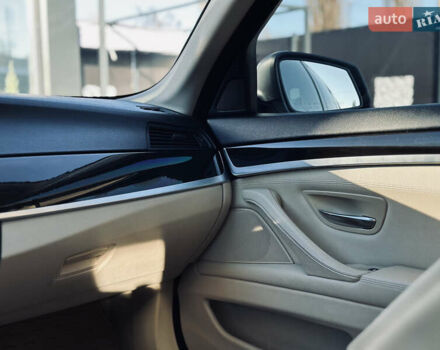 Білий БМВ 5 Серія, об'ємом двигуна 2 л та пробігом 257 тис. км за 12900 $, фото 39 на Automoto.ua