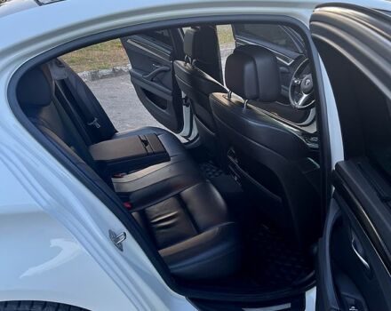 Белый БМВ 5 Серия, объемом двигателя 3 л и пробегом 226 тыс. км за 17700 $, фото 4 на Automoto.ua