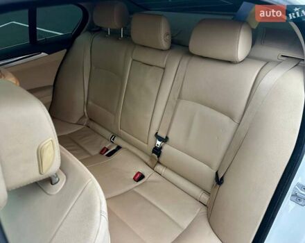 Білий БМВ 5 Серія, об'ємом двигуна 2 л та пробігом 288 тис. км за 9800 $, фото 15 на Automoto.ua