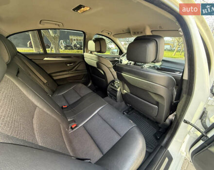 Білий БМВ 5 Серія, об'ємом двигуна 2 л та пробігом 105 тис. км за 14700 $, фото 43 на Automoto.ua