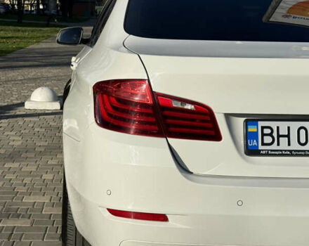 Білий БМВ 5 Серія, об'ємом двигуна 2 л та пробігом 105 тис. км за 14700 $, фото 26 на Automoto.ua