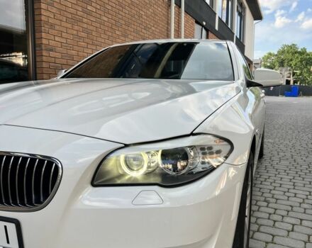 Білий БМВ 5 Серія, об'ємом двигуна 2 л та пробігом 213 тис. км за 11500 $, фото 2 на Automoto.ua