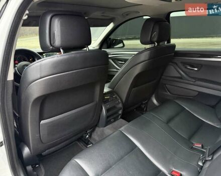 Білий БМВ 5 Серія, об'ємом двигуна 2.99 л та пробігом 129 тис. км за 14200 $, фото 18 на Automoto.ua