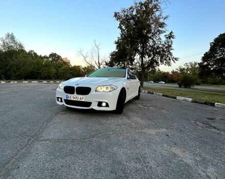 Белый БМВ 5 Серия, объемом двигателя 3 л и пробегом 226 тыс. км за 17700 $, фото 5 на Automoto.ua