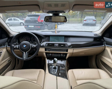 Білий БМВ 5 Серія, об'ємом двигуна 3 л та пробігом 254 тис. км за 12300 $, фото 22 на Automoto.ua